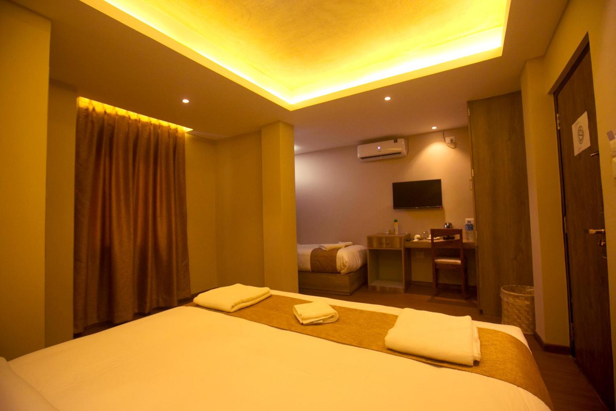 Divya Boutique Inn Катманду Экстерьер фото