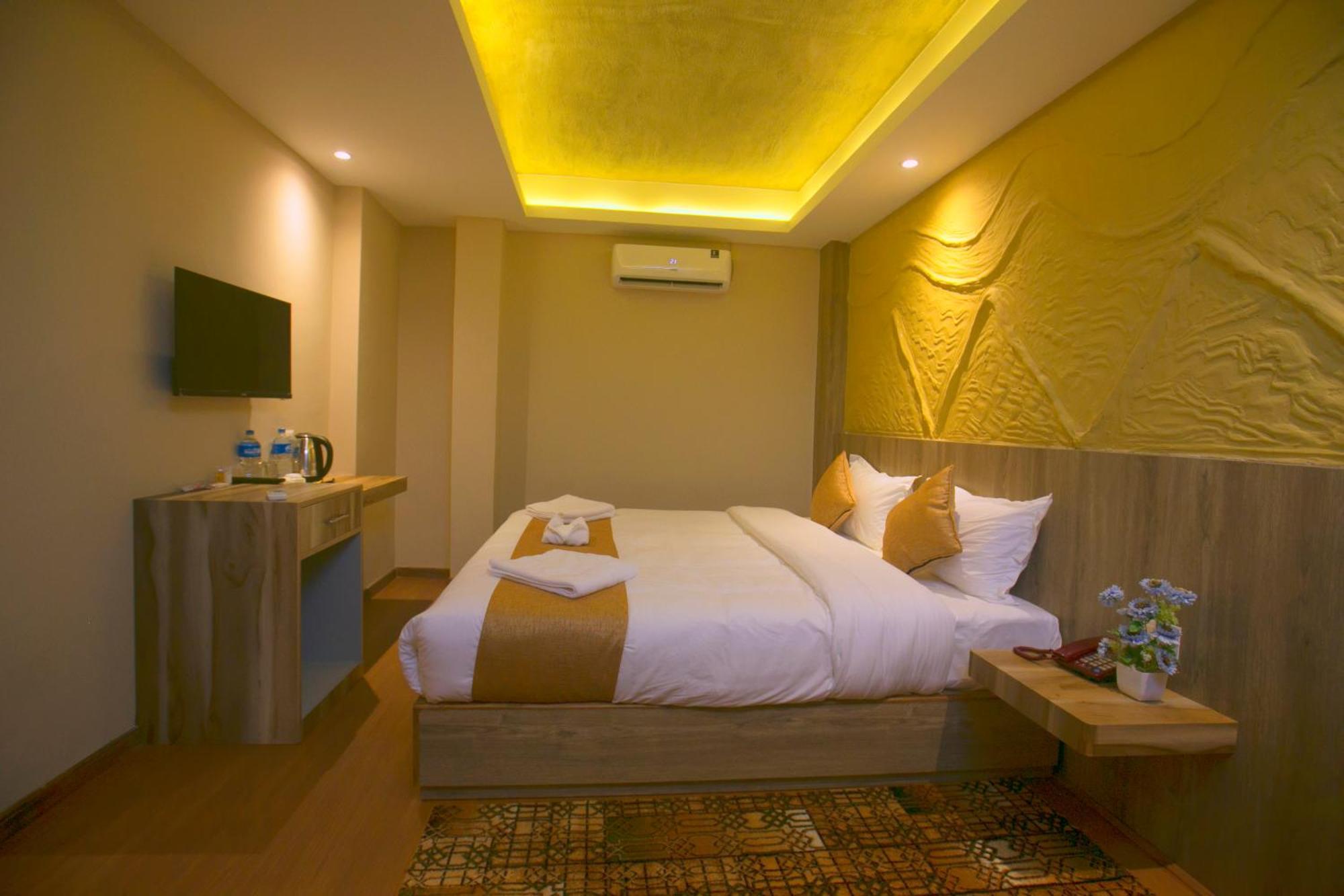 Divya Boutique Inn Катманду Экстерьер фото
