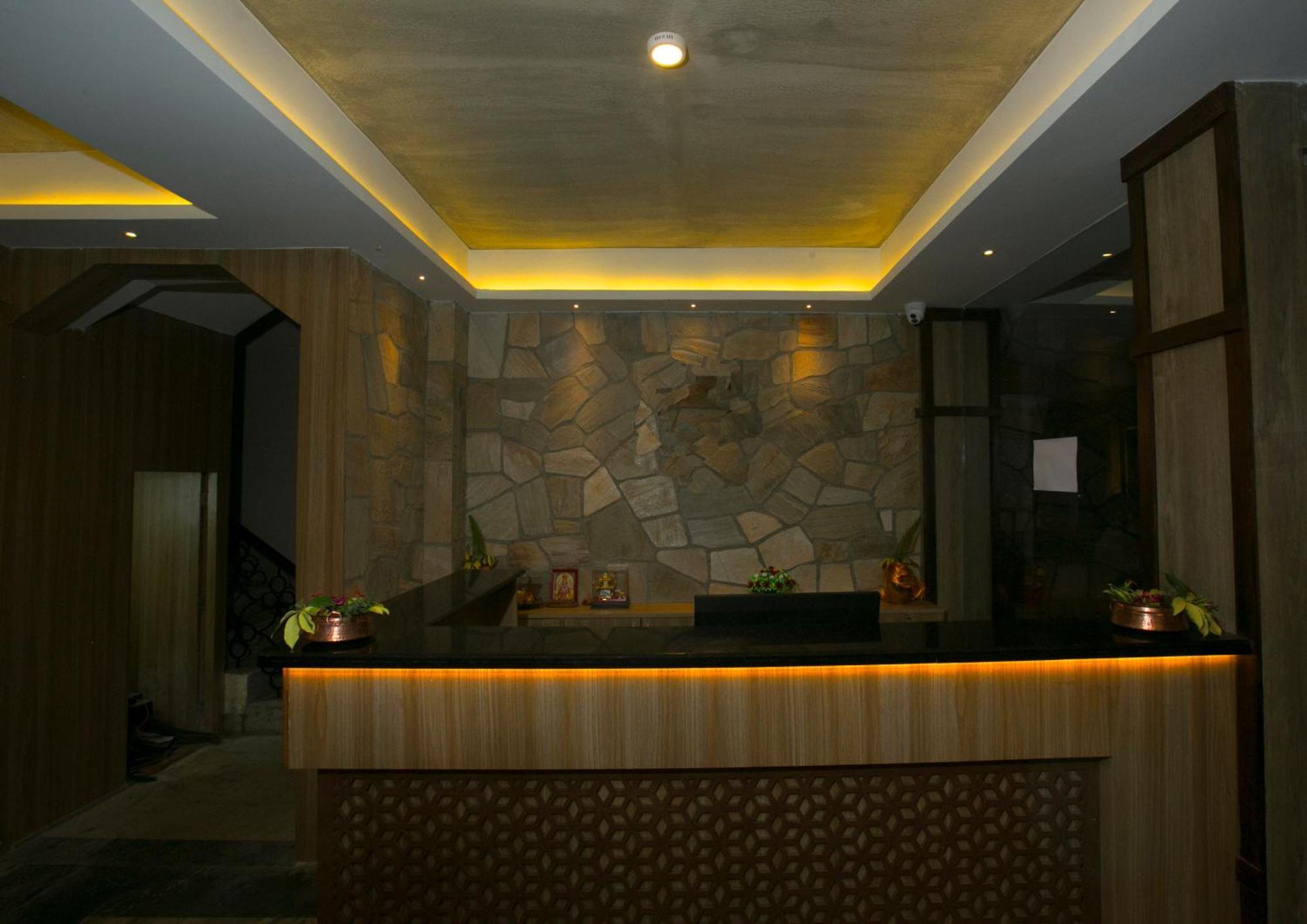 Divya Boutique Inn Катманду Экстерьер фото