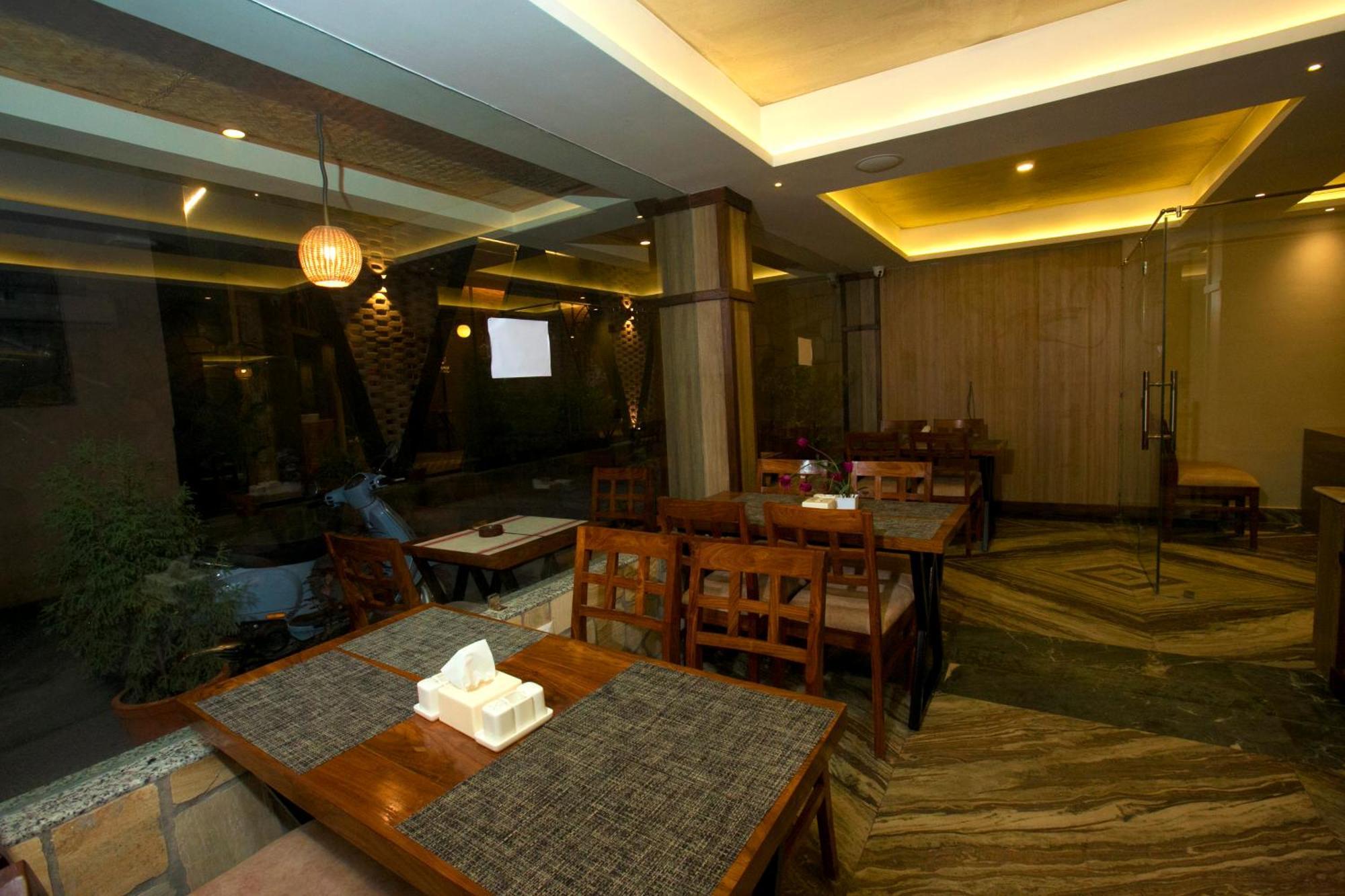 Divya Boutique Inn Катманду Экстерьер фото