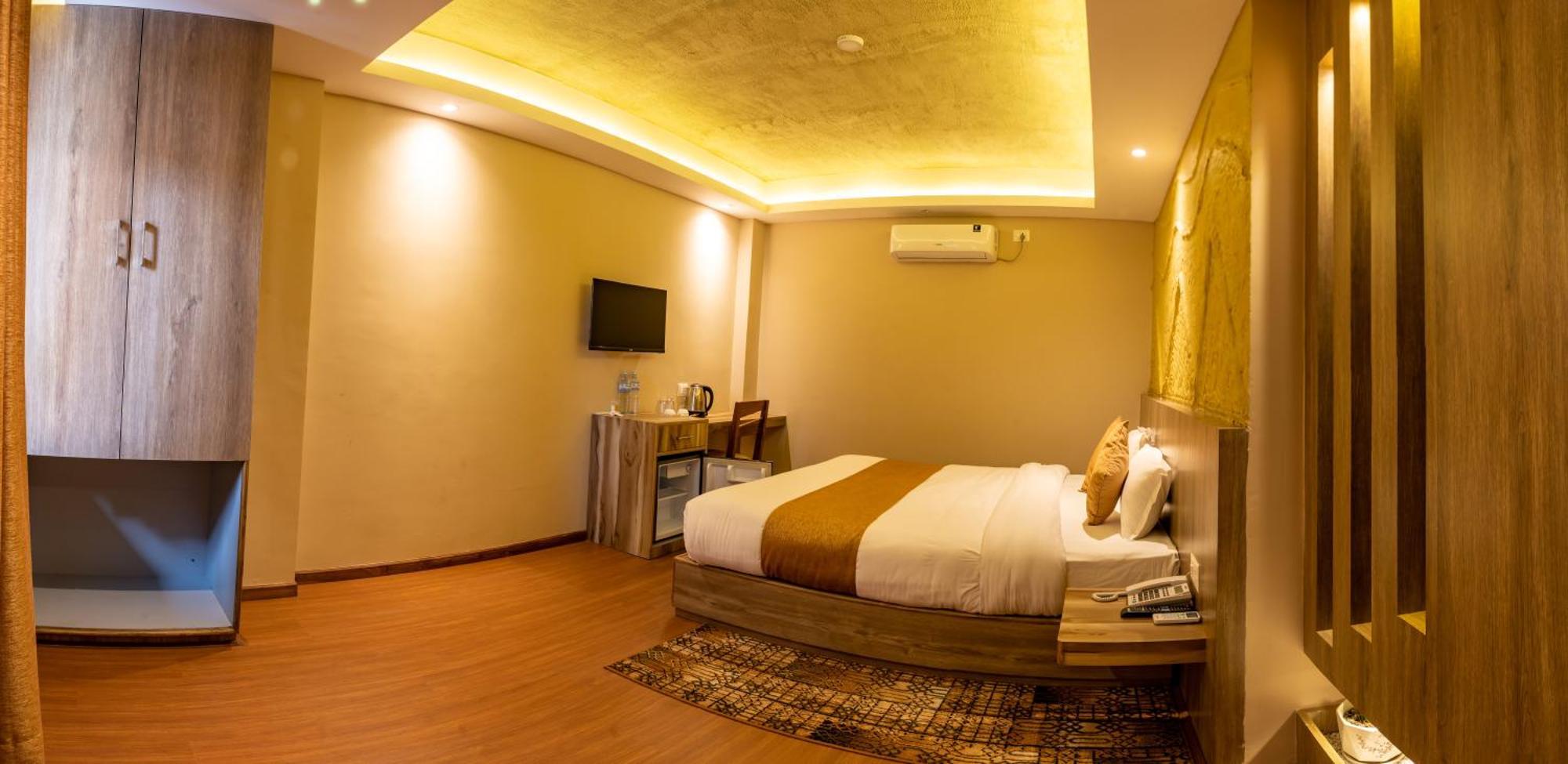 Divya Boutique Inn Катманду Экстерьер фото