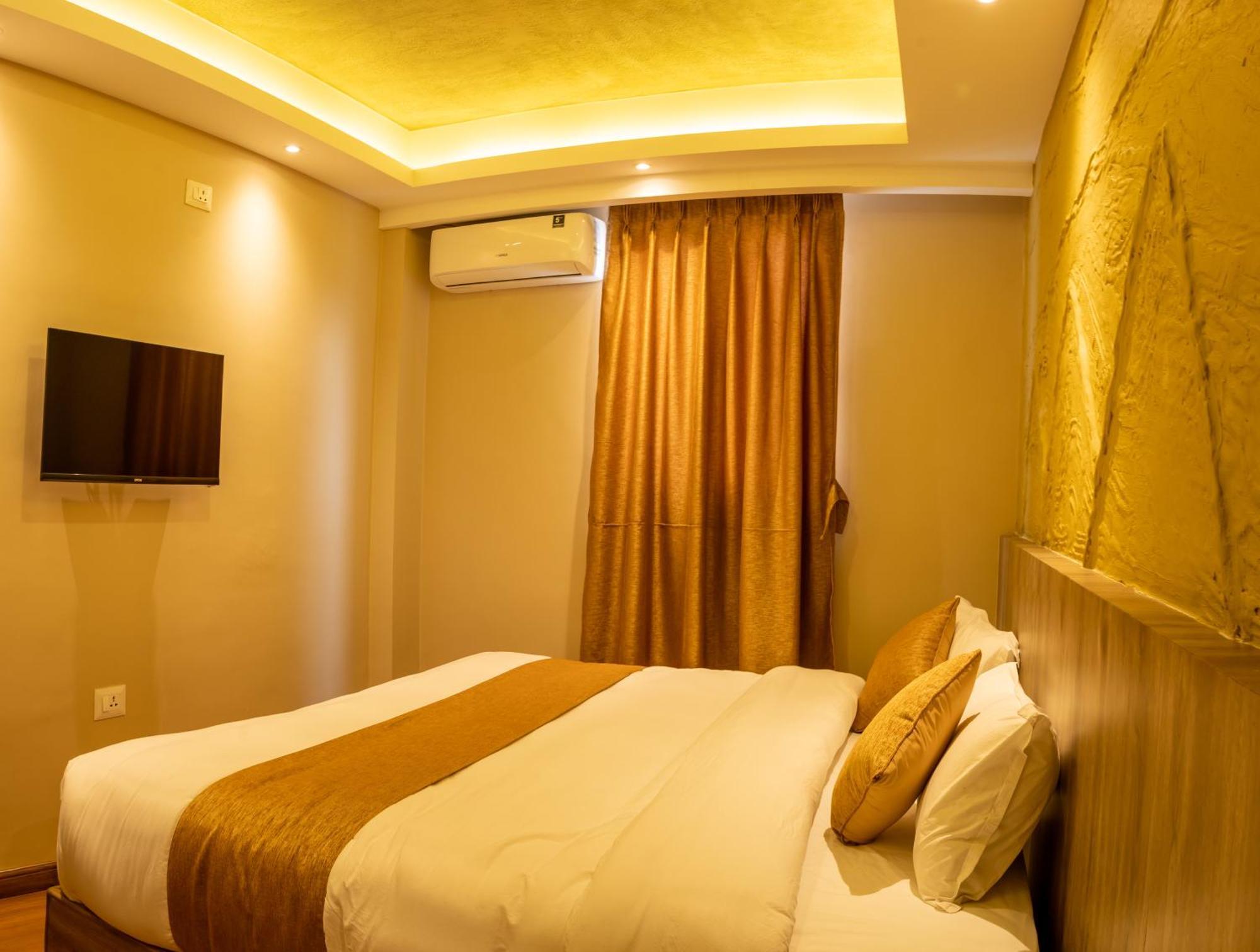 Divya Boutique Inn Катманду Экстерьер фото