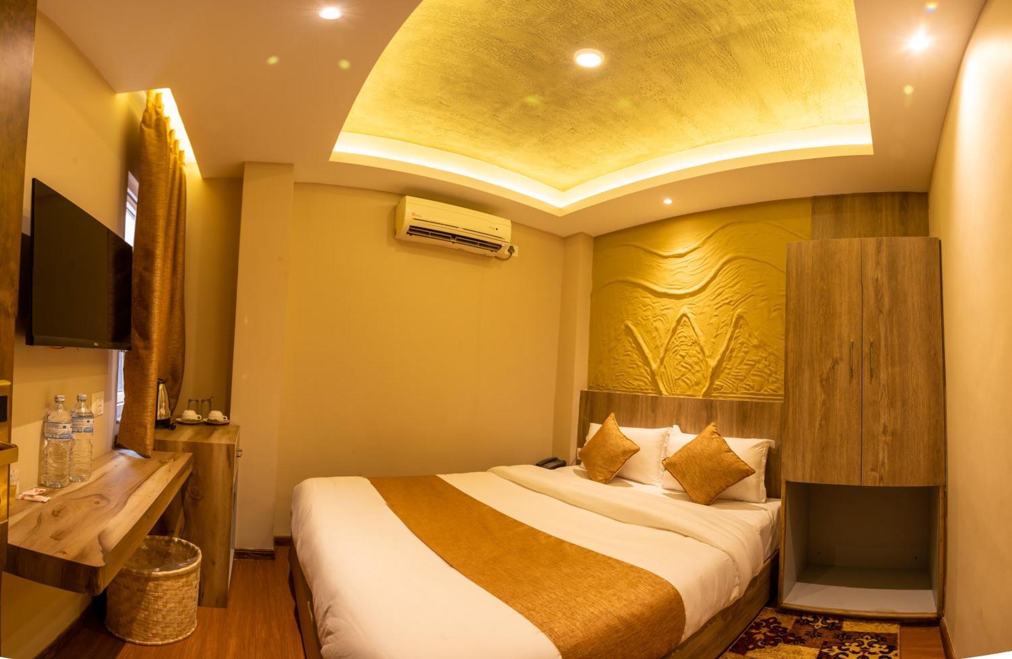 Divya Boutique Inn Катманду Экстерьер фото