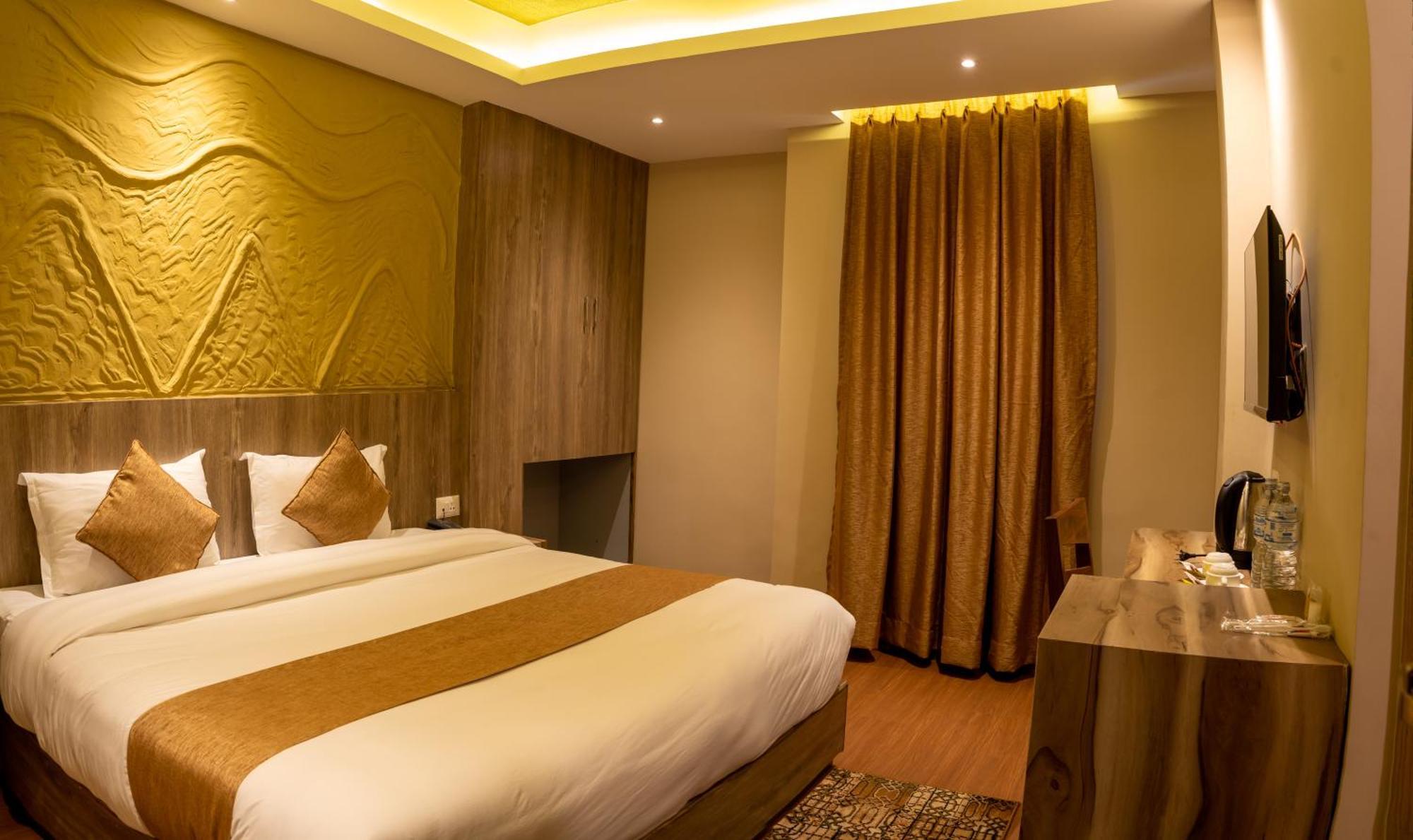 Divya Boutique Inn Катманду Экстерьер фото