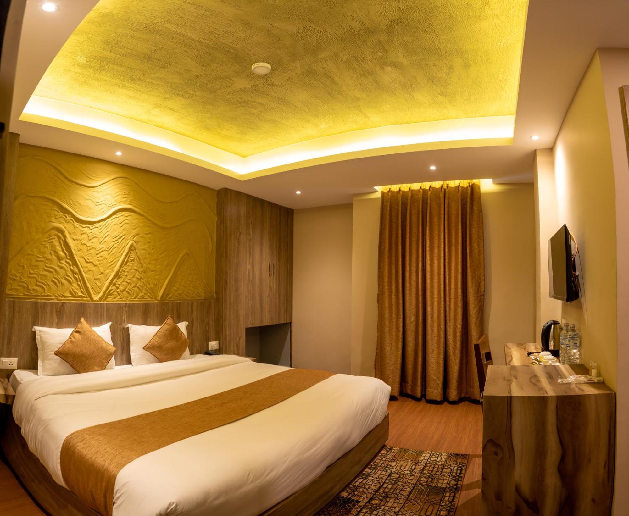 Divya Boutique Inn Катманду Экстерьер фото